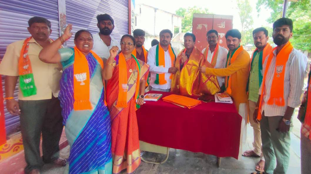 image-95aa205b9c66f9dd0bc36a2107f635a9-3